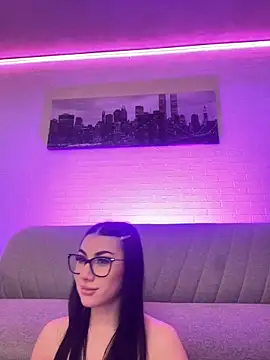 Kira_West's cam snapshot