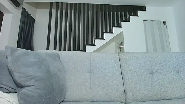 Gabrielaaxxx live sex cam