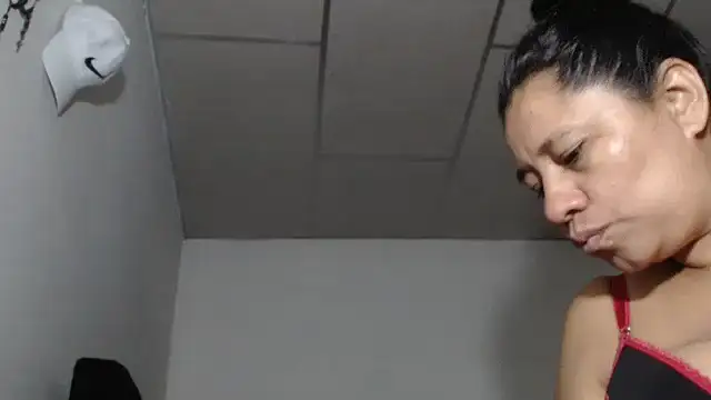 adrixxx38 live sex cam