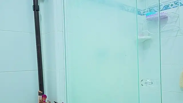 Maithe_Perroni's cam snapshot