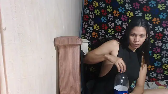 ELIZABET2-'s cam snapshot