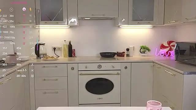 OdetteHarwick live sex cam