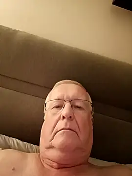 loveeatingcunts live sex cam