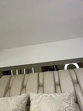 ALISSON_FOXXX1 live sex cam