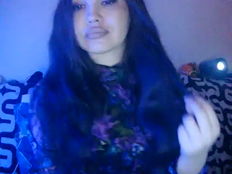 Hoyloria's cam snapshot