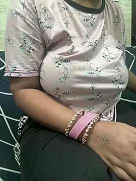 Real_Roma's cam snapshot