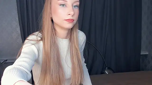 CarmenLipkin's cam snapshot