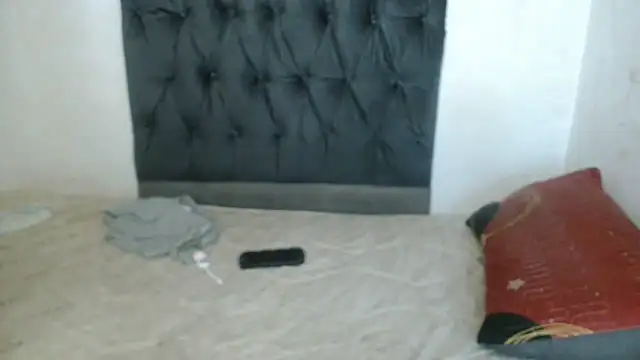 Ciara-Mia live sex cam