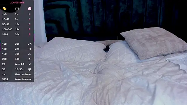 CatalinaBlaze's cam snapshot