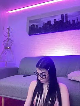 Kira_West's cam snapshot