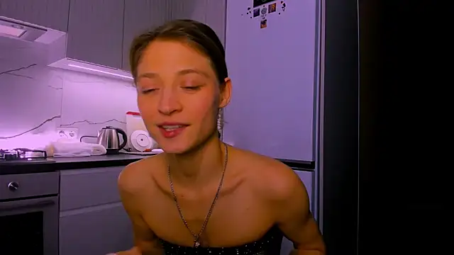 MiaPrecious's cam snapshot