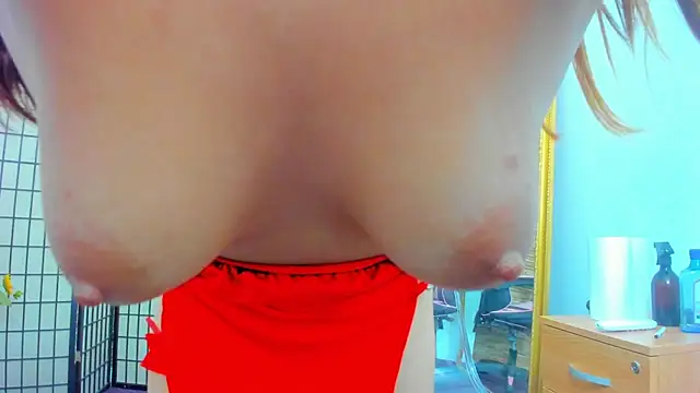 Jelly_Bee's cam snapshot