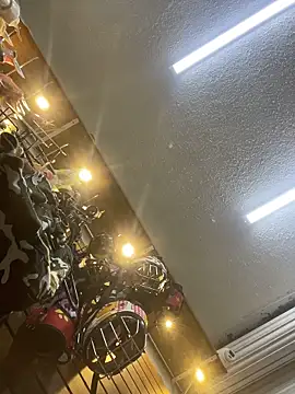 Leonardmoppet live sex cam