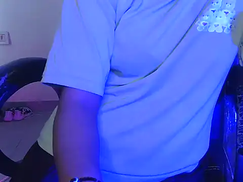 cute_mahira's cam snapshot