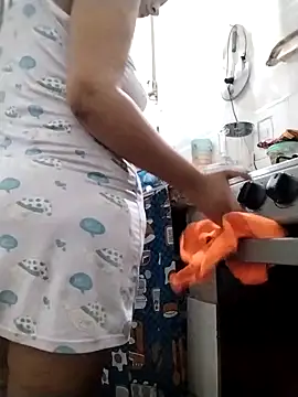 Andreita_95 live sex cam