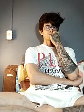 Loggan_donnelly live sex cam