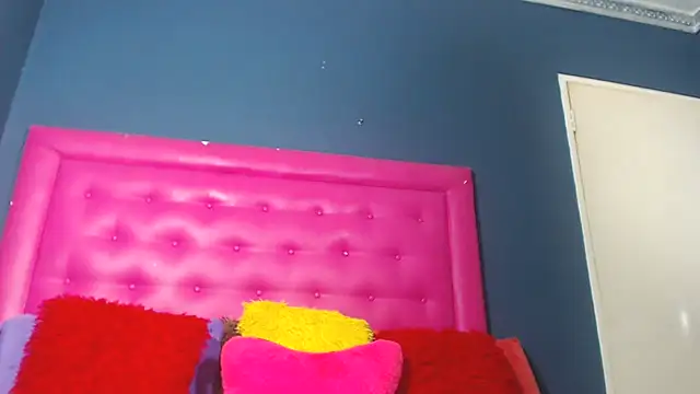 LoloQueen5's cam snapshot