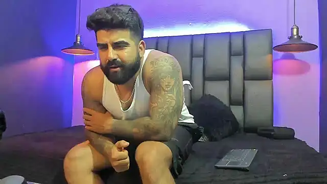 Lyon_vach live sex cam