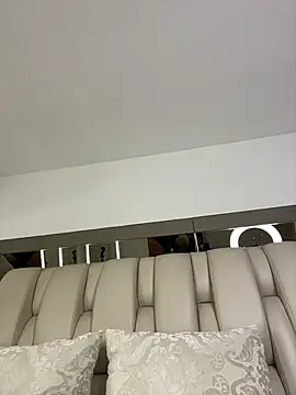 ALISSON_FOXXX1 live sex cam