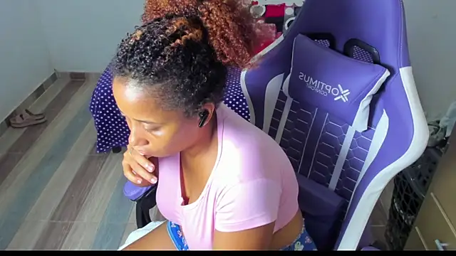 zandra_kiman live sex cam