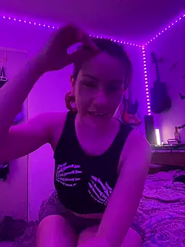 Nina-Chick777 live sex cam