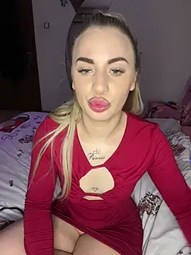 RuxyCatrina's cam snapshot