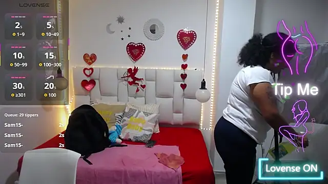 michel_rous_'s cam snapshot