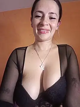 KiaraEvans2's cam snapshot