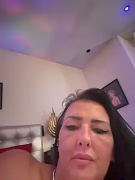 TiffanyRoxx live sex cam