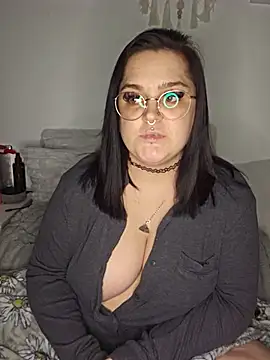 Saucy-Serenity's cam snapshot