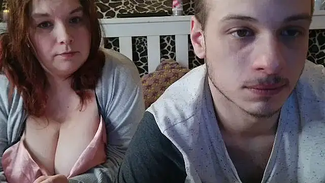 BBWbigbreasts's cam snapshot