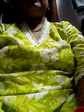 angry_couplez's cam snapshot