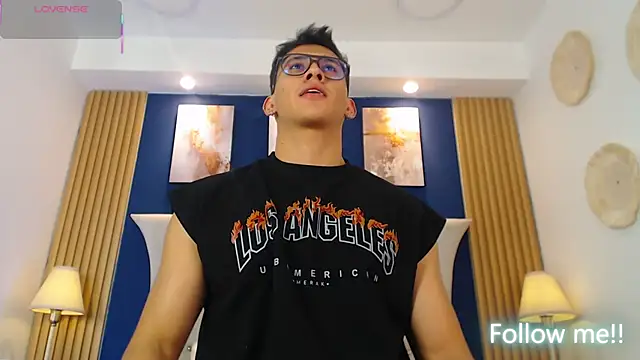 SalvadorFit live sex cam