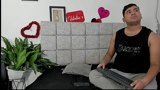 hazel_slim live sex cam