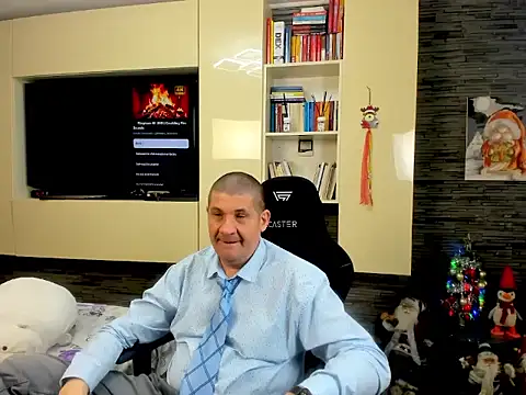 SpartacusDaddy48's cam snapshot