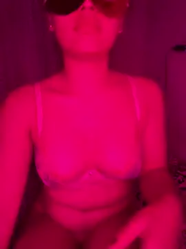 Saraaaaaaxnx's cam snapshot