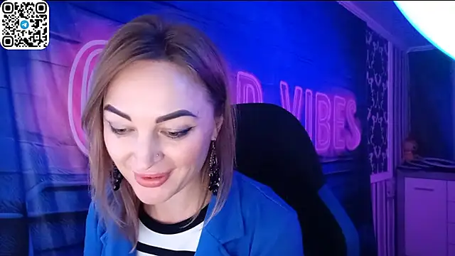 Vellora_'s cam snapshot