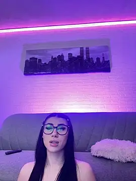 Kira_West's cam snapshot