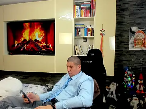 SpartacusDaddy48 live sex cam