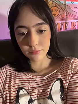 HinaSweet live sex cam