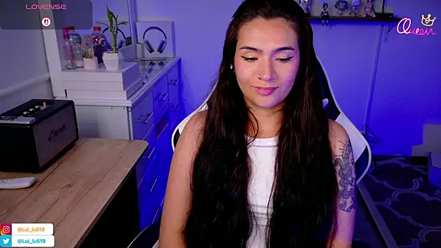 ImLui_lu's cam snapshot