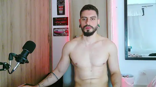 Aaron_kwok28 live sex cam