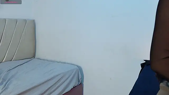 elines_'s cam snapshot