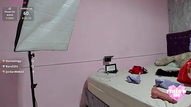 Lauren_smiles's cam snapshot