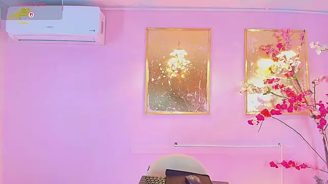 scarlette69's cam snapshot