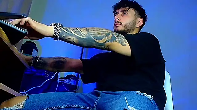 XanderCage99 live sex cam