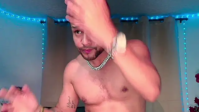 LucasGaeel live sex cam