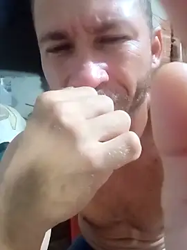 RobertoLuiz84 live sex cam