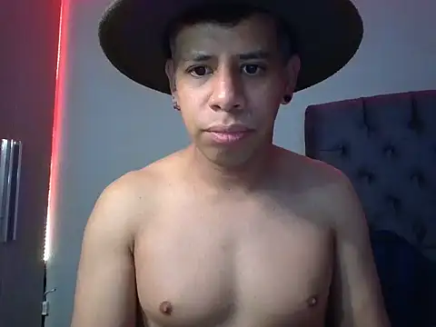 WILD_BIGCOCK35 live sex cam