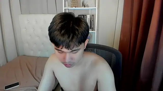 davincihugecock live sex cam